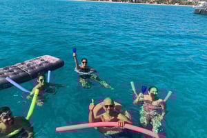 Палермо: групповая водная прогулка на полдня со сноркелингом и закусками