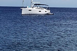 「ナヴィガ・パレルモ：海と伝統を巡るセーリングコース」