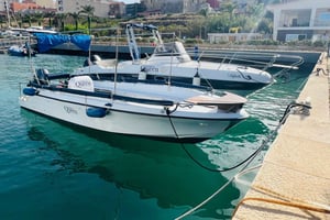 Siracusan retkiveneet: Kierros Augustan ja Brucolin rannikolla