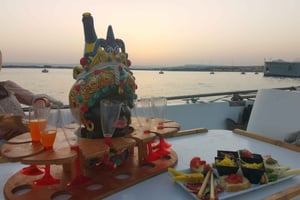 Syrakus: Ortigia Sunset Cruise mit Aperitif