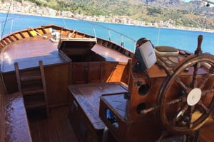 Taormina: boottocht naar Taormina en Giardini Naxos met drankje