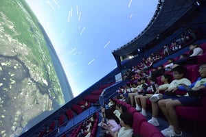 シンガポール：オムニシアター IMAX ショー入場券
