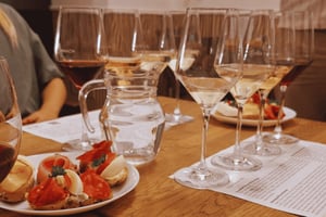 Bratislava: Vinprovning Vinprovning i stadens centrum