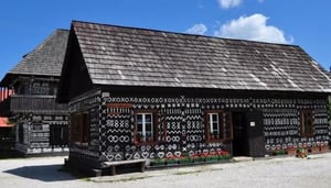 Folk Architecture in ?i?many