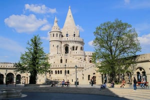 Tour privado de medio día en coche por Budapest