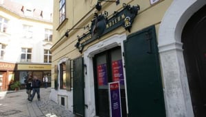 Pharmacy Museum - Red Crayfish Pharmacy