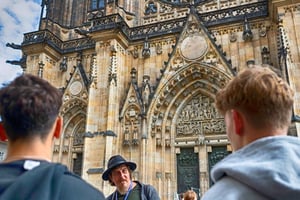 Prague: City Highlights By Bus, Boat, and on Foot