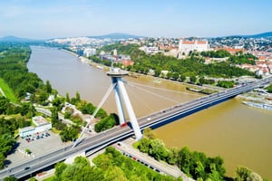 Visite privée du pont d'observation des ovnis à Bratislava avec entrée