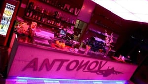 Antonov Lounge bar