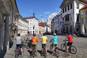 Ljubljana: Street Art and Alternative Culture Bike Tour