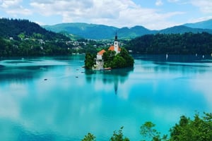 Tour di un giorno delle grotte di Postumia e del lago di Bled da Lubiana