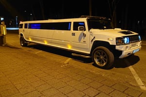 Gdansk VIP Party: Exklusiv 3- eller 5-timmars Hummer Limo-tur