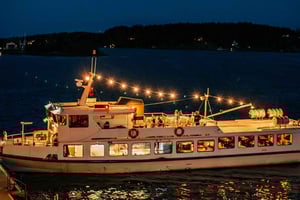 ストックホルム：群島エビクルーズをお楽しみください