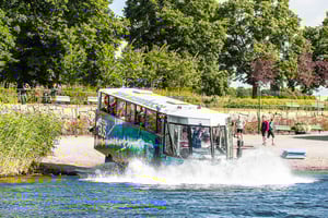 ストックホルム：水陸両用バスで行く陸と水ツアー