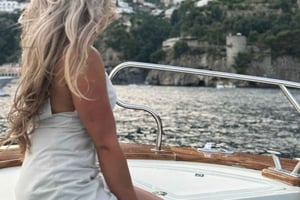 КАПРИ: ПОГРУЖЕНИЕ С МАСКОЙ И ТРУБКОЙ В ПЕЩЕРАХ И ПЛЯЖАХ И СВОБОДНОЕ ВРЕМЯ НА ОСТРОВЕ