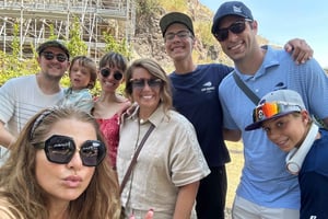 Napolista: Positano Tour edestakaisella kuljetuksella