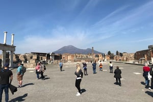 Vanuit Rome: Pompeii en Amalfikust privétour met een busje