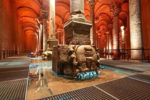 Estambul: Visita a la Cisterna de la Basílica