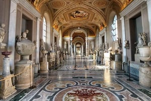 Yksityinen kierros Vatikaanin museoihin, Sikstuksen kappeliin ja basilikaan