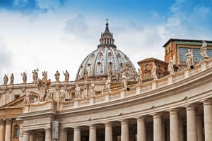 ローマ：サンピエトロ大聖堂ガイド付きツアー（優先入場付き）