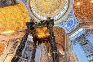 Roma: tour sotterraneo della Basilica di San Pietro con salita alla cupola