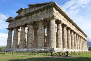 Sorrento: Guided visit Paestum Temples and Mozzarella Farm