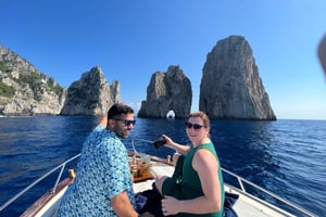 Sorrente : Tour en bateau de luxe à Capri avec la Grotte Bleue