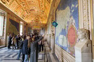 Visita a los Museos Vaticanos y la Capilla Sixtina con guía experto