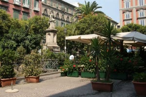 Vandretur med Napolis undergrund