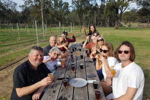 Au départ de Sydney : visite de plusieurs brasseries de la Hunter Valley avec déjeuner.