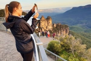 Sydney: Blue Mountains Late Start, Waterfalls and Wildlife
