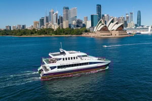 Passeio de barco pelo porto de Sydney com comentários ao vivo