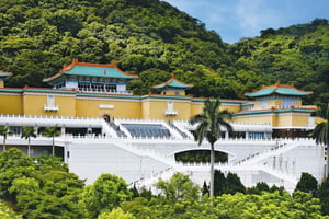 Taipei: Morning City Tour with National Palace Museum Entry