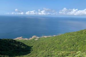 Private spirituelle Tour durch Taipeh mit Nachmittagstee und Radtour