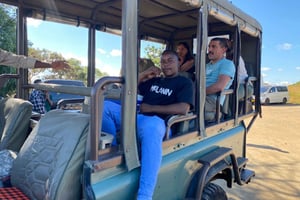 3日間 ミクミ野生動物サファリ＆文化ツアー ザンジバル発