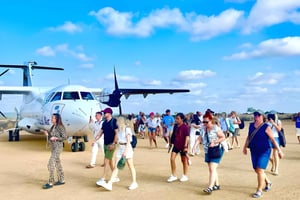 Zanzibar: Salaamin luola – uimahetki kilpikonnien kanssa ja luonnonsuojelukierros