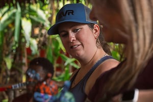 Arusha/Moshi: Wanderung zu den Materuni-Wasserfällen, Kaffee und Mittagessen