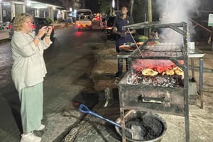 Dar es Salaam : visite culinaire privée - 10 dégustations avec des habitants