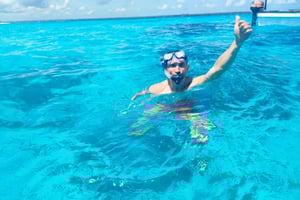 Mnemba Island: Schwimmen mit Delfinen & Schnorcheln mit optionalem Mittagessen