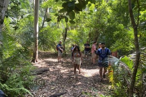 ザンジバルの自然を探索するプライベート 1 日ツアー