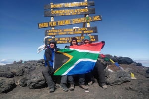 Kilimanjaro: trekking di 7 giorni lungo il percorso Machame con 2 notti in hotel