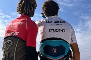 Kitesurf: clases particulares frente a Mnemba, Zanzíbar - Principiante/intermedio
