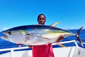 ESPERIENZA DI PESCA A ZANZIBAR