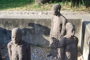 Занзибар: экскурсия в Коралловую пещеру Мангапвани и Рабскую камеру