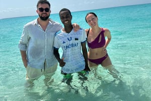 ZANZIBAR NAKUPENDA SANBANK BEACH MED BBQ-FROKOST