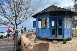 Zanzibar: Prison Island and Nakupenda Full-Day Trip