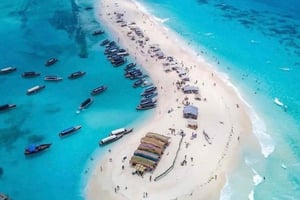 Zanzibar: Prison Island og Nakupenda Sandbank med frokost