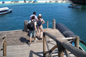 ZANZIBAR: Prison Island,Stone Town & Fomer Slave Market Tour