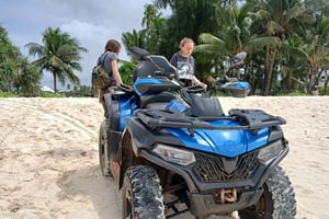 Zanzibar: avventura in quad con servizio di prelievo in hotel