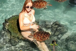 Zanzibar: Salaam Cave Swimming with Turtles Tour